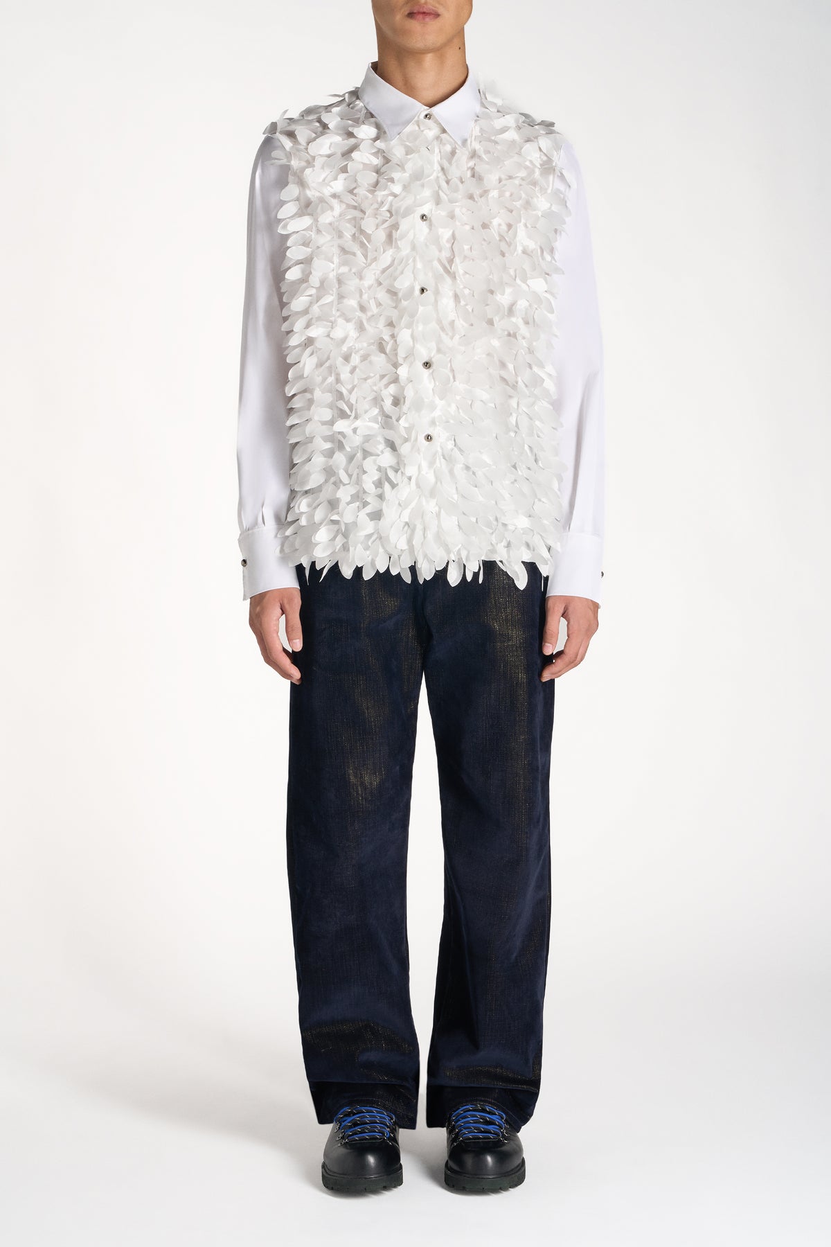 CAMICIA BIANCA CON SCAGLIE