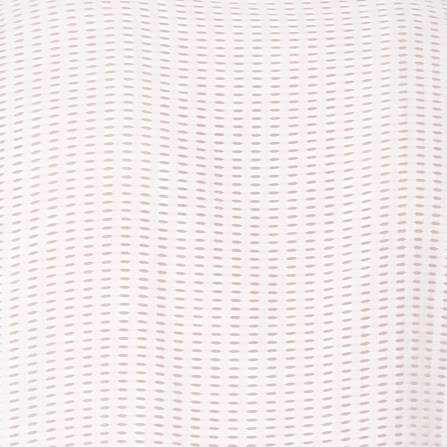 MIXED COTTON AND VISCOSE MESH WITH GEOMETRIC TRANSPARENCY EFFECT