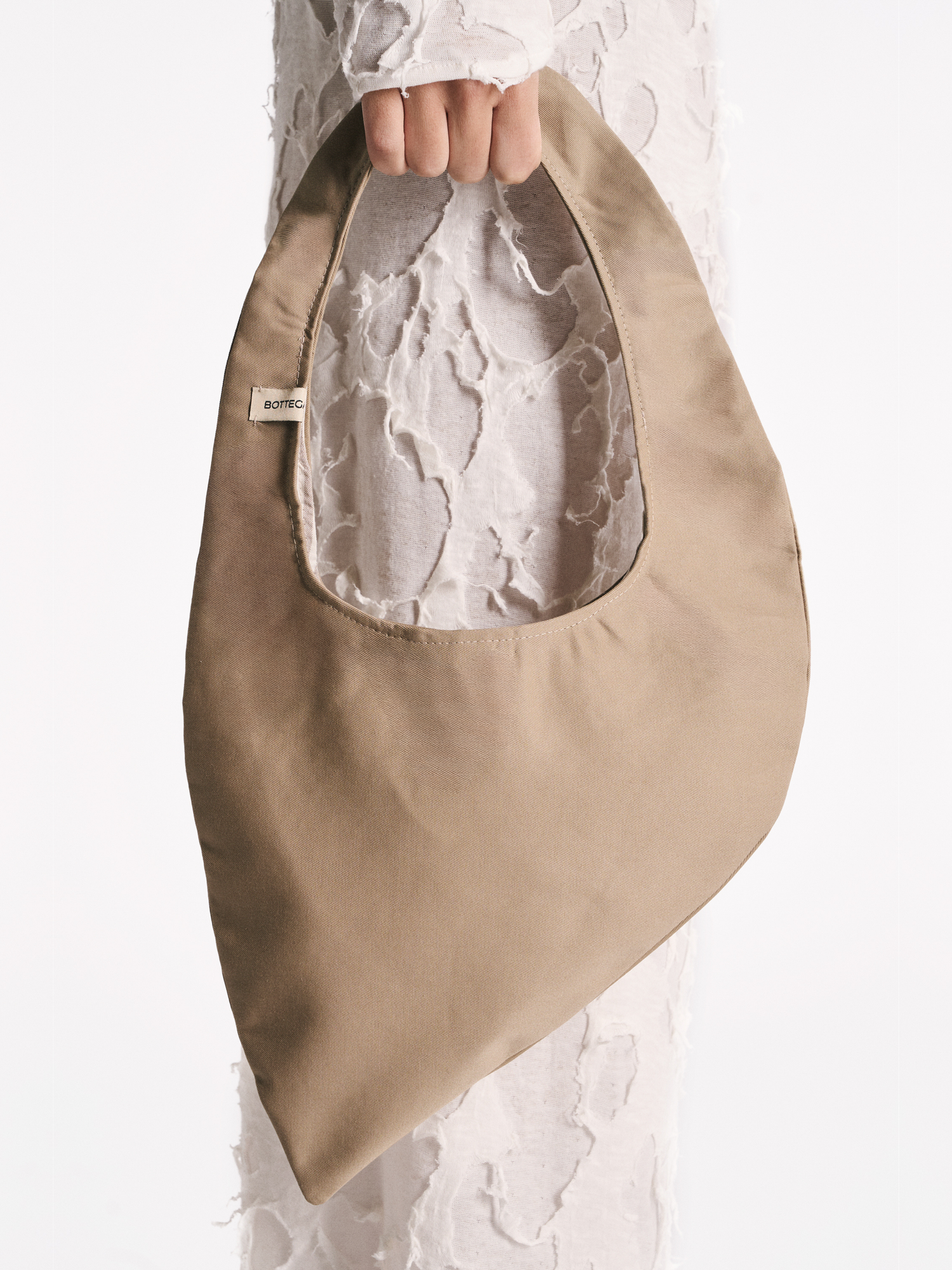 EARTH-TONED WATERPROOF WING BAG