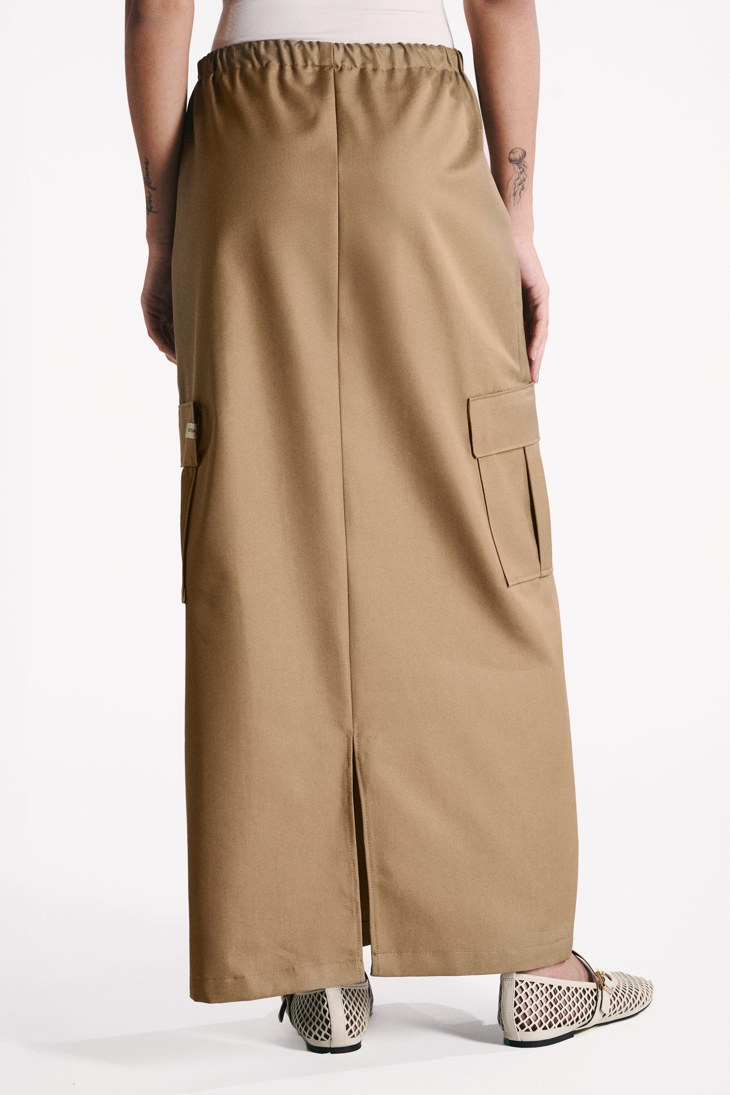 EARTH-TONED WATERPROOF CARGO SKIRT